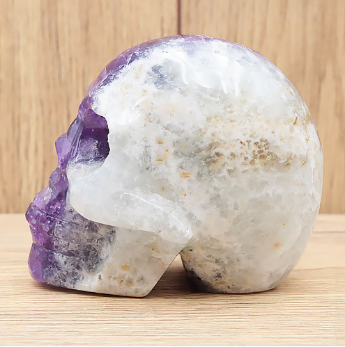 Chevron-Amethyst XXL-Solitär „Violet Emperor“ – Exzellente Skulpturen-Form (740g)