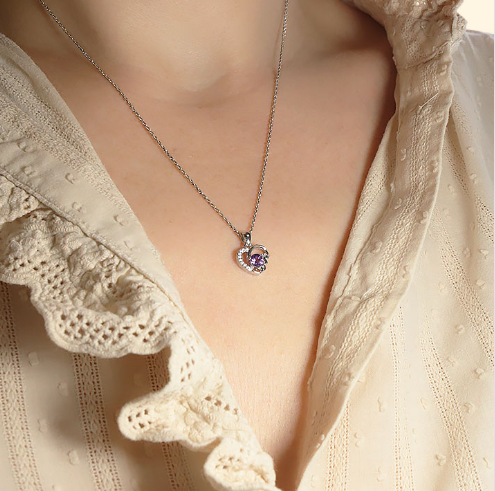 Florales Juwel der Sinne – Facettierter Amethyst-Anhänger in edel versiegeltem 925er Sterlingsilber