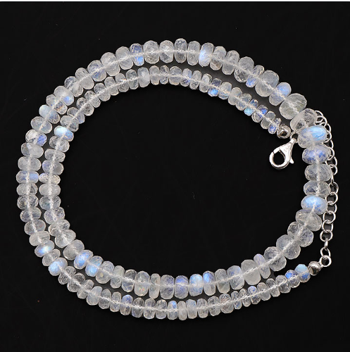 Hochexklusives Mondstein Collier „Lunar Glow“ – 159 Karat