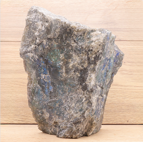 Labradorit XXL-Monolith „Emerald Aurora“ – Schauseite poliert (3,32 kg / AA)