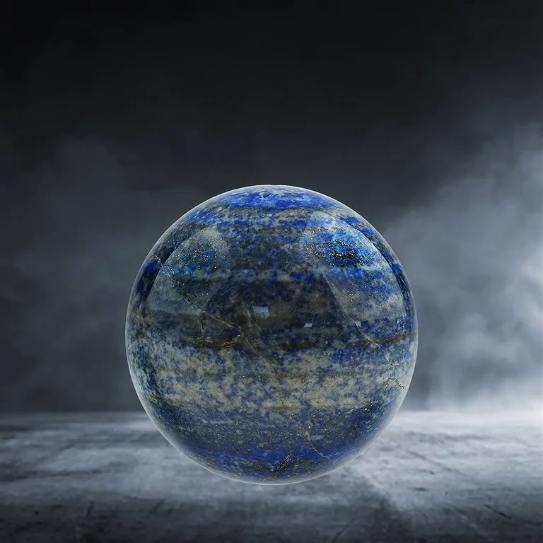 Lapislazuli-Kugel (7 cm / 850 g) – Mythos aus Badachschan für Wahrheit & Harmonie