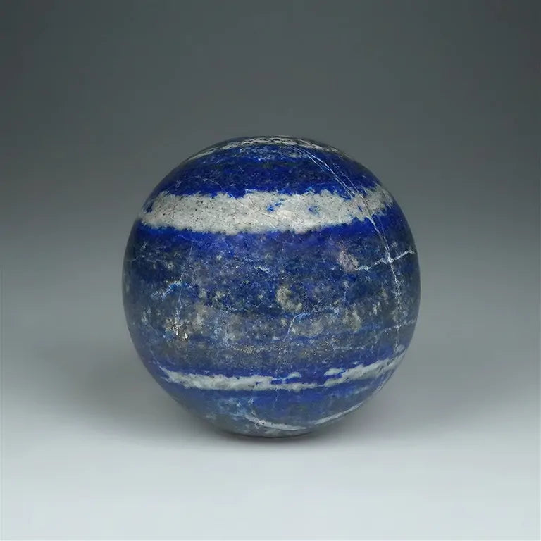 Majestätische Lapislazuli-Kugel (7,6 cm / 0,73 kg) – Imperialer Pharaonenstein aus Badachschan